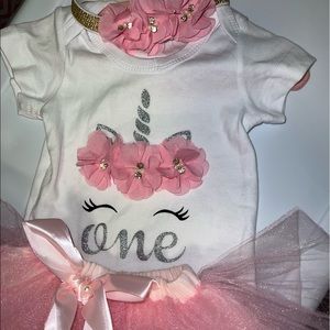 1st birthday bundle for girl - 2 outfits & crown